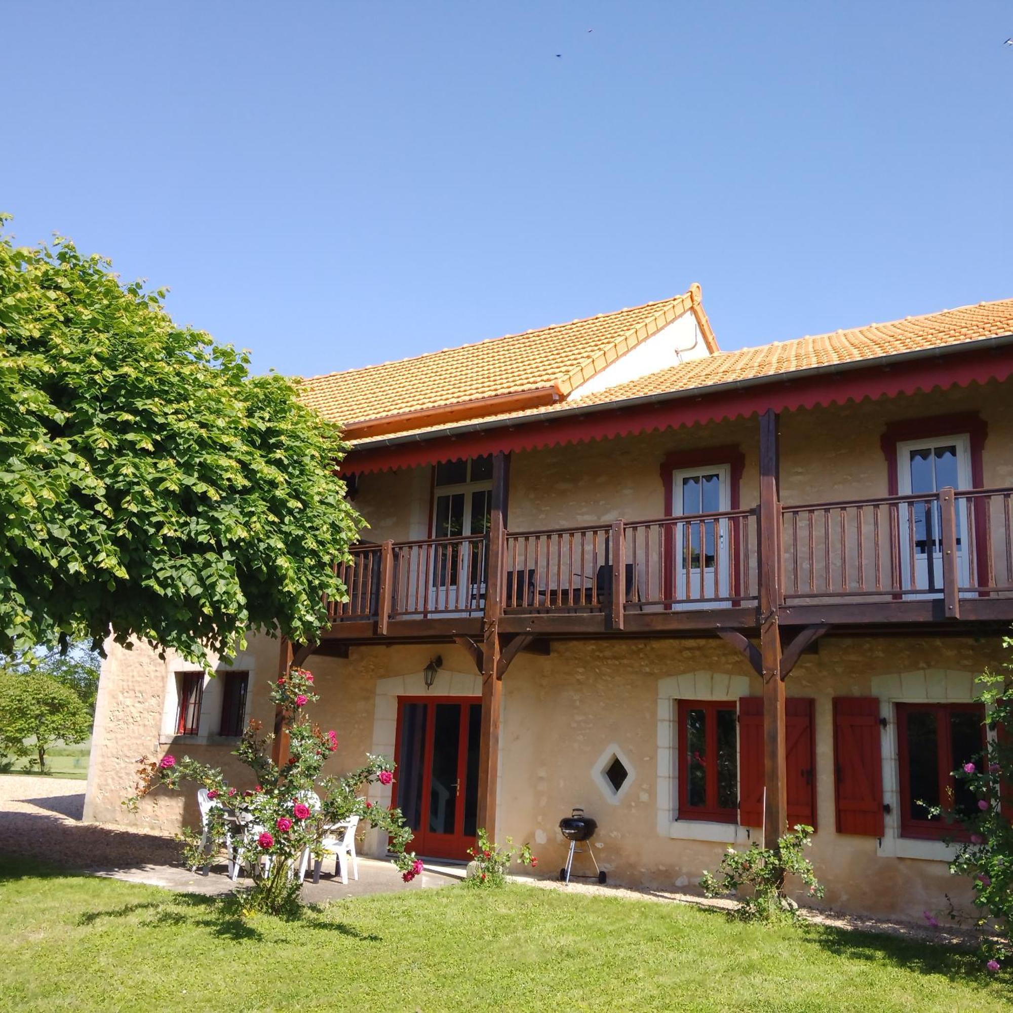 Au Repos Des Elfes Villa Braye-sous-Faye Exterior foto